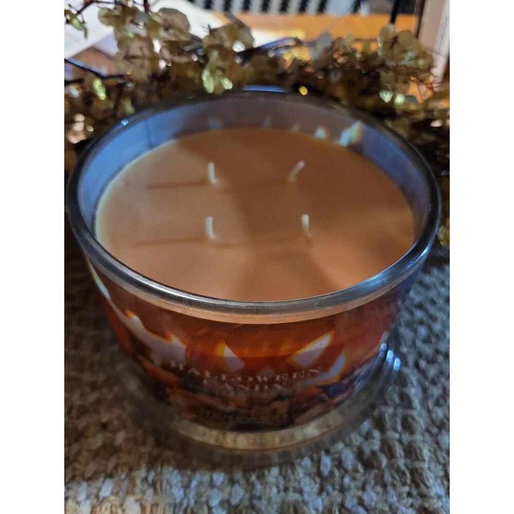 Halloween Candy/Trick or Treat - Homeworx 4-wick Candle